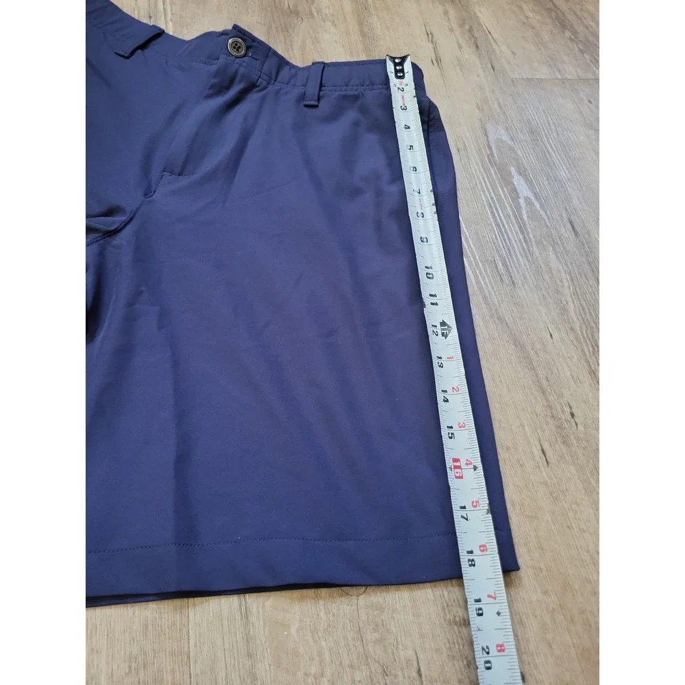 Under Armour Flat Front Golf Shorts Men's Size 32 Matchplay Navy Blue